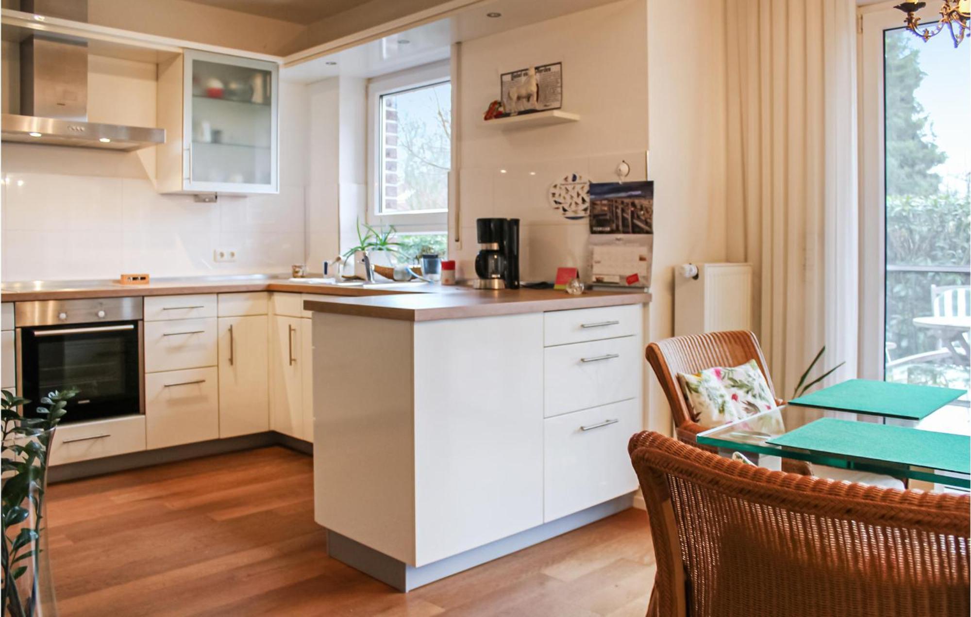 Lovely Apartment In Bad Zwischenahn With Kitchen Exteriör bild